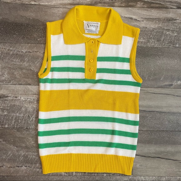 Vintage Tops - VINTAGE 60s/70s Women’s Sleeveless Sweater - S